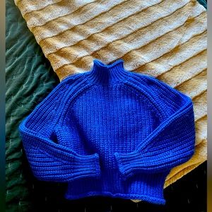 Blue H&M sweater NWT